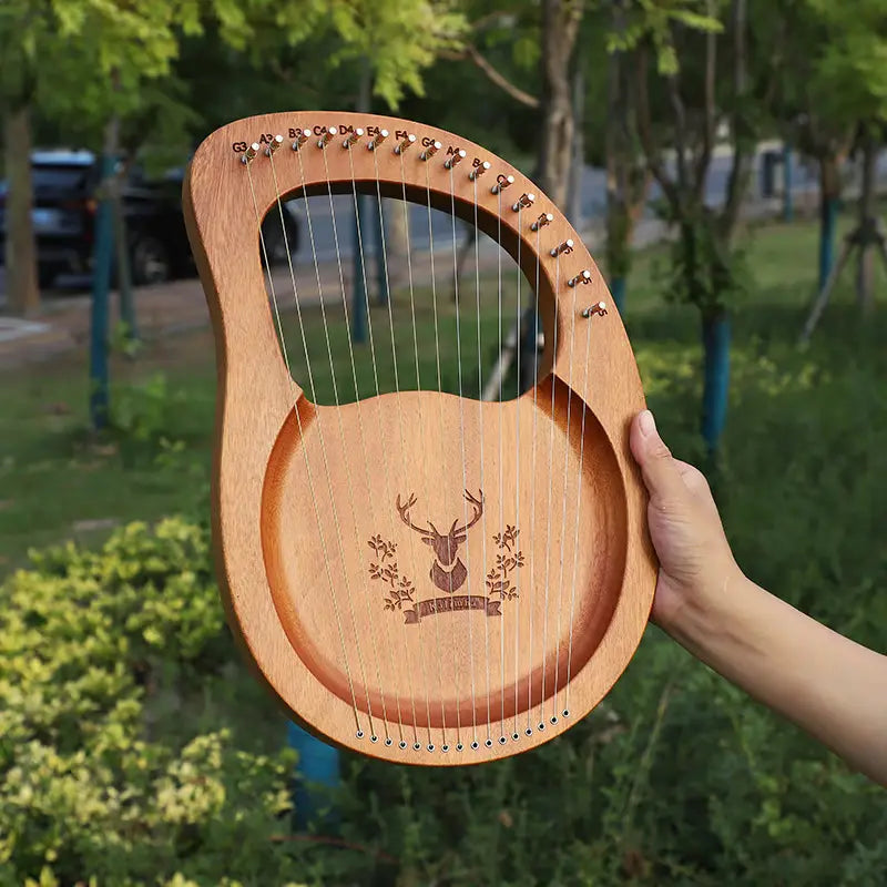 Styginis muzikos instrumentas lyra
