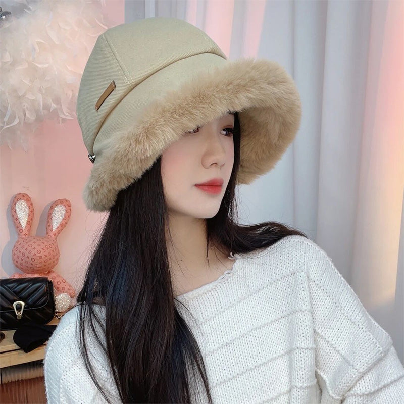 Stilinga žieminė kepurė moterims