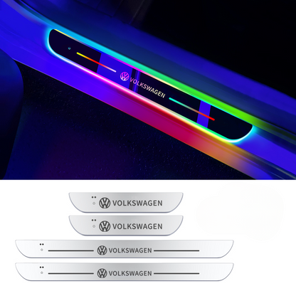 Šviečiančios automobilių durelių slenksčių juostos